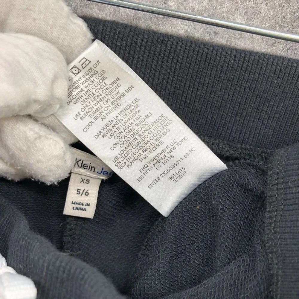 Calvin Klein calvin klein